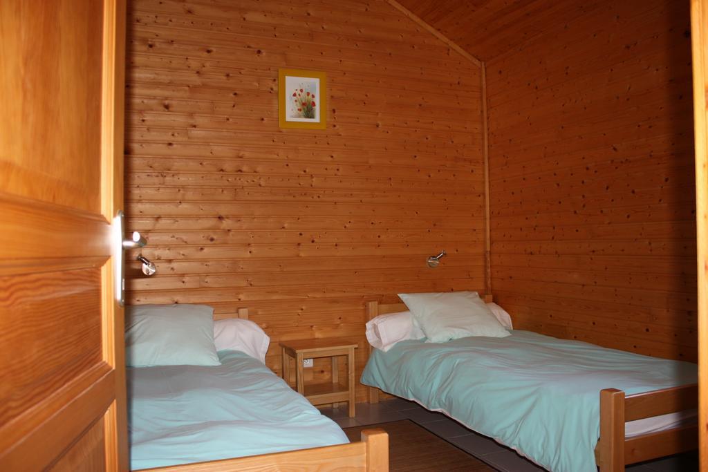 Volcans Vacances Les Chalets Du Lac Aydat Chambre photo