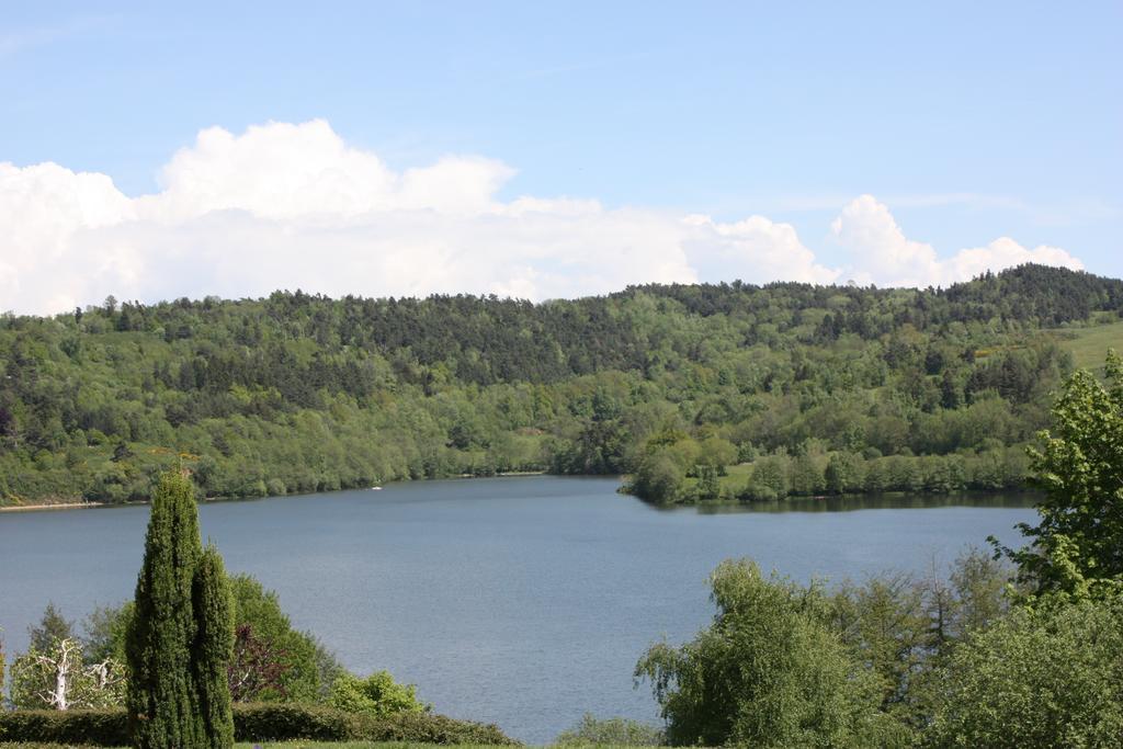 Volcans Vacances Les Chalets Du Lac Aydat Extérieur photo