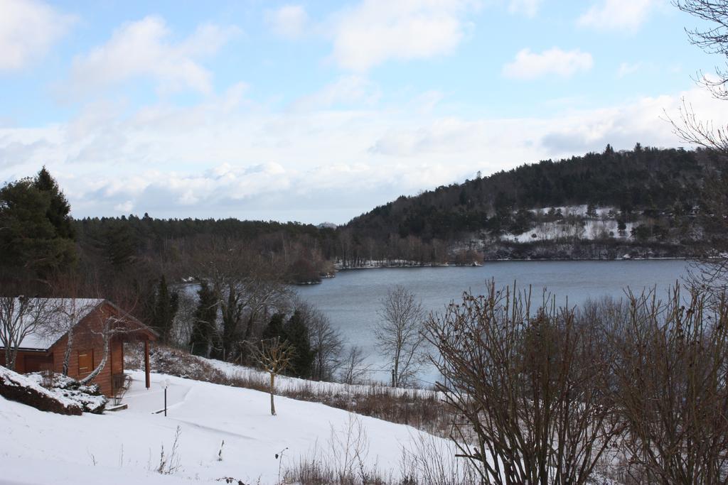 Volcans Vacances Les Chalets Du Lac Aydat Extérieur photo