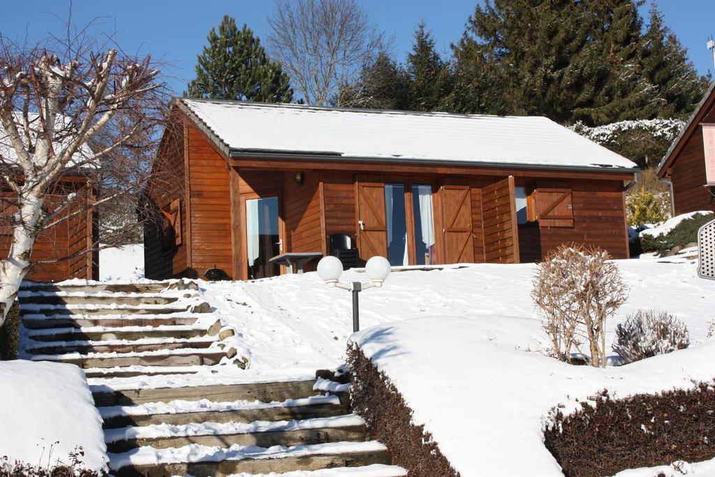 Volcans Vacances Les Chalets Du Lac Aydat Extérieur photo