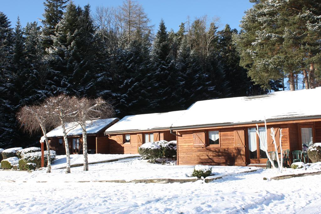 Volcans Vacances Les Chalets Du Lac Aydat Extérieur photo