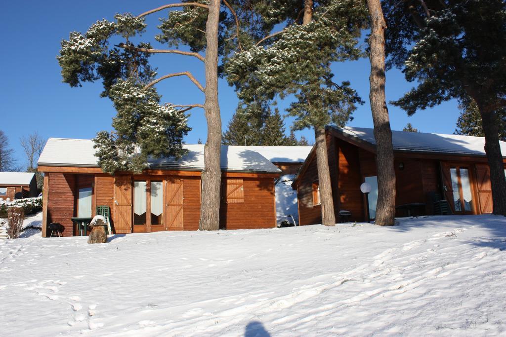 Volcans Vacances Les Chalets Du Lac Aydat Extérieur photo