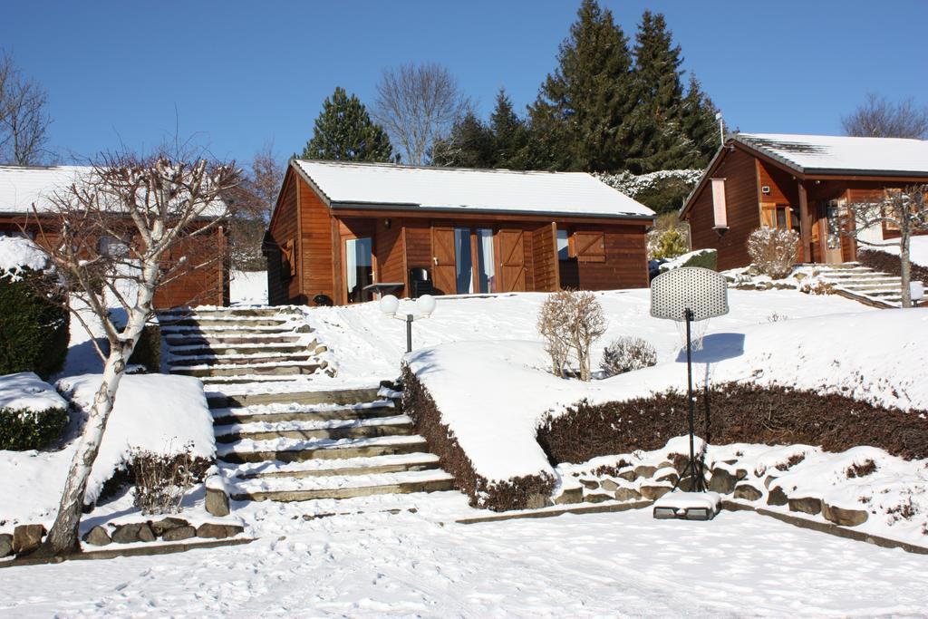 Volcans Vacances Les Chalets Du Lac Aydat Extérieur photo